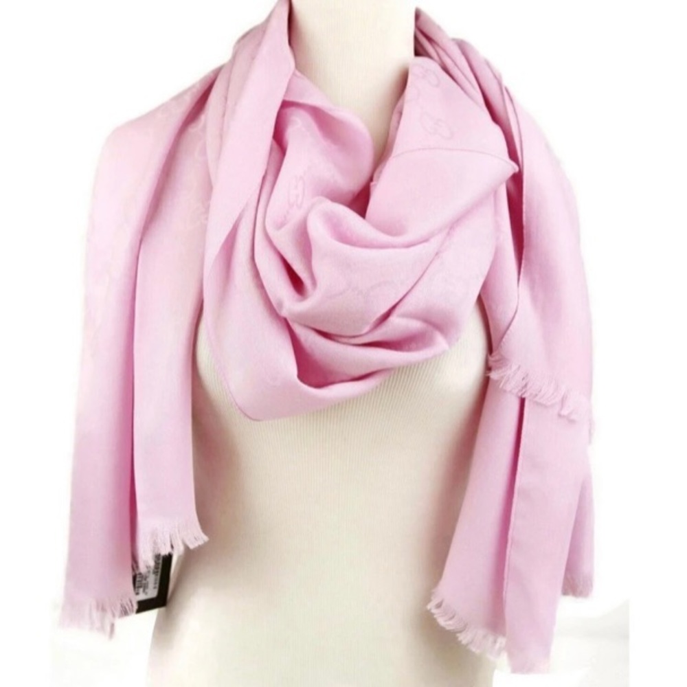 Authentic New With Tags Gucci Monogram GG Rose Pink Long Scarf Wool/Silk